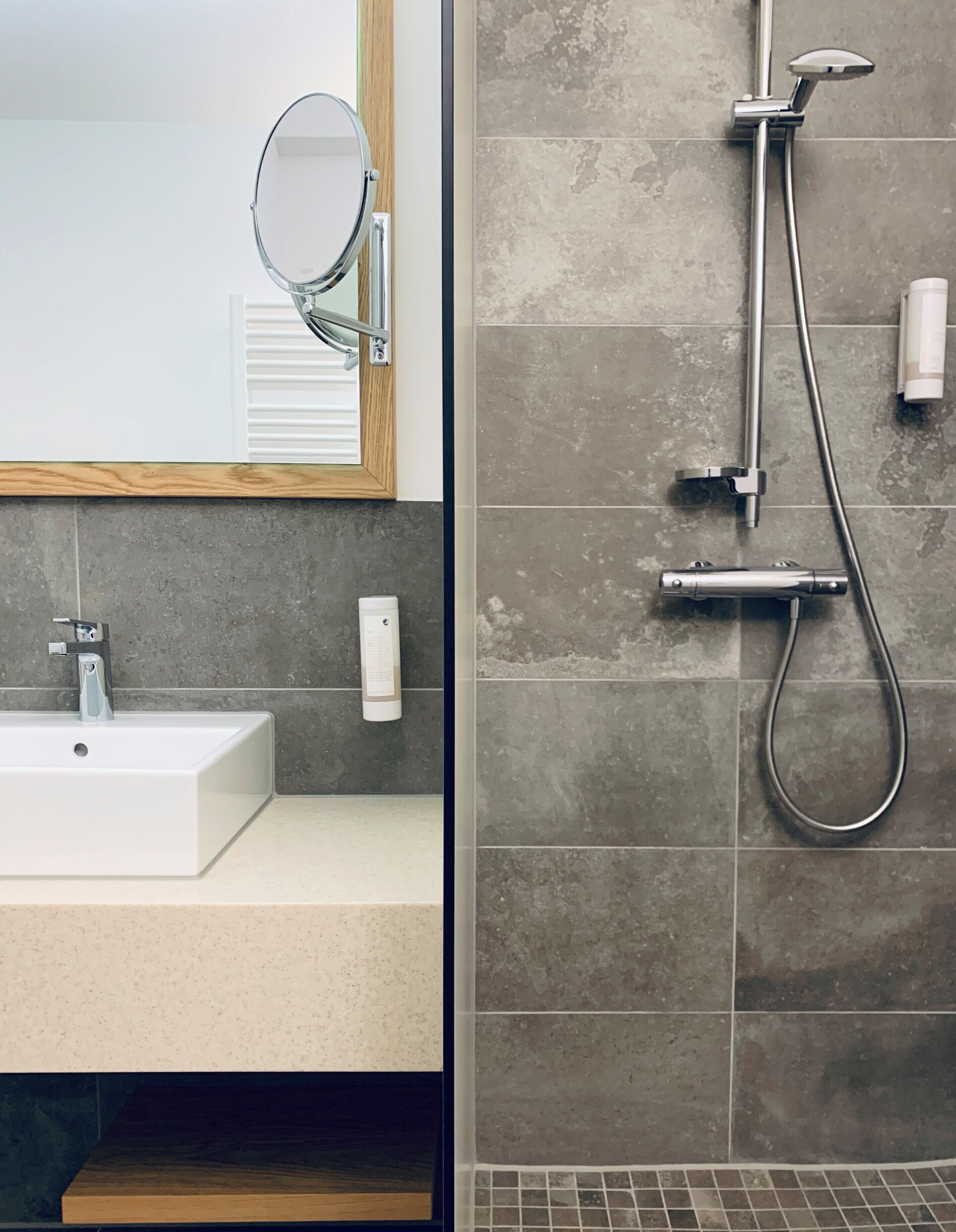 superior double room | bathroom | hair dryer, towels