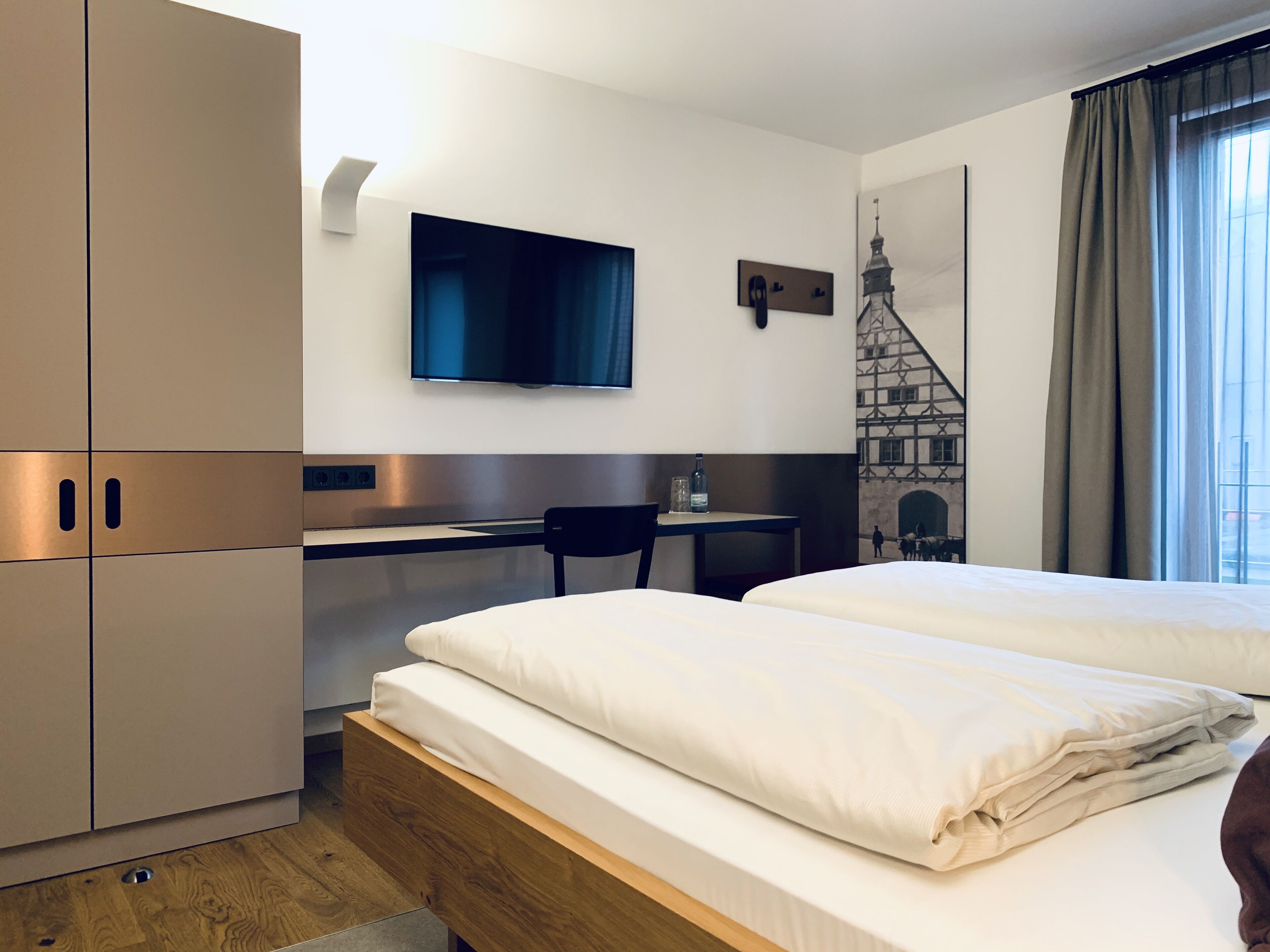 premium double room | 1 bedroom, hypo-allergenic bedding, desk, laptop workspace