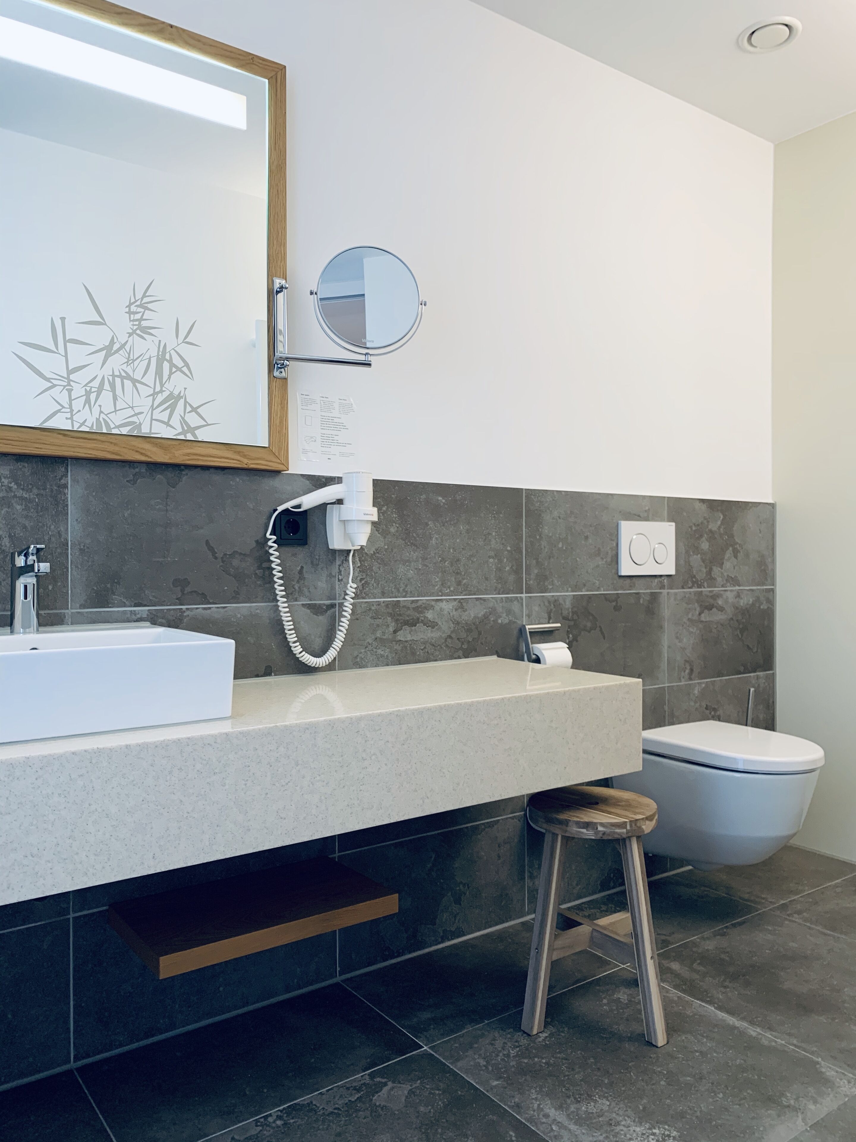 Premium-Doppelzimmer | Badezimmer | Haartrockner, Handtücher