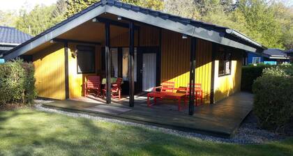 PURE relaxation right by the forest & only 750m to the beach in our retro chalet