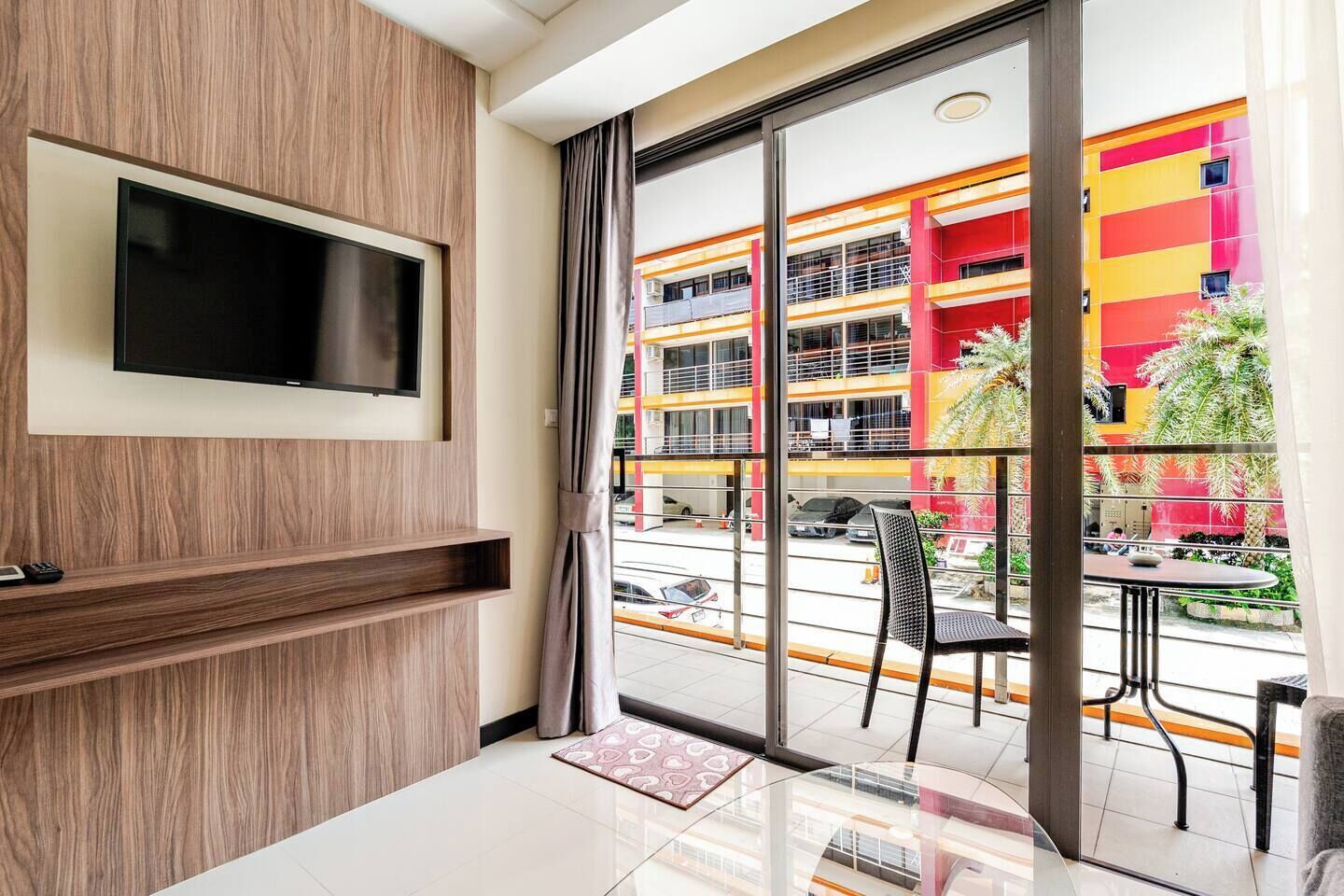 1 Bedroom Building View | Premium bedding, in-room safe, blackout drapes, iron/ironing board