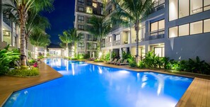 Outdoor pool - Diamond Condo by Villacarte (Choeng Thale)