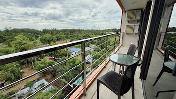 Standard Apartment | Blackout drapes, free WiFi