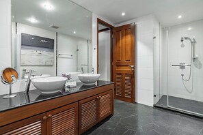 3 Bedrooms