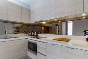 Premier Apartment | 1 bedroom, in-room safe, individually decorated, individually furnished