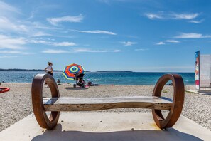 Sun loungers