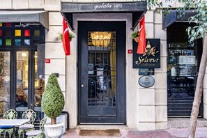 Exterior - Selvese Suites – Serviced Living in Galata (Istanbul)