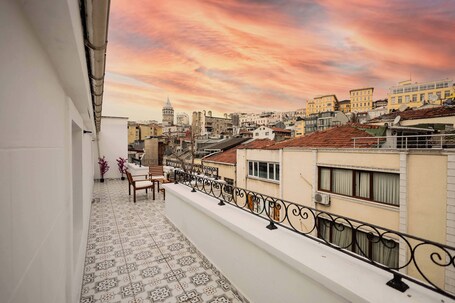 Selvese Collection Hotel Galata 1875 - Image 27