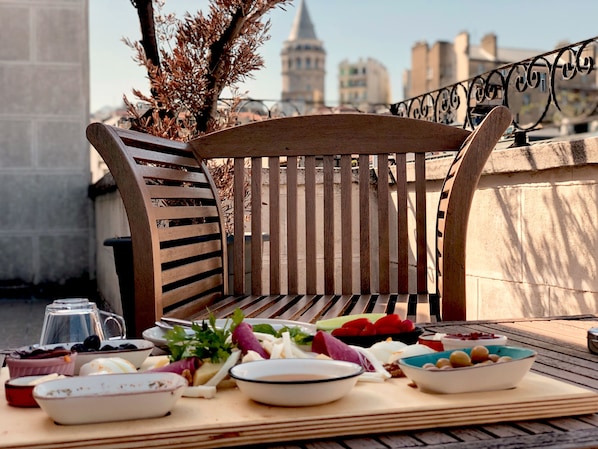 Terrace/patio - Selvese Suites – Serviced Living in Galata (Istanbul)