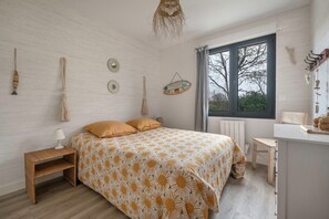 3 bedrooms, iron/ironing board - Vacations for 6 around the Gulf (Saint-Gildas-de-Rhuys)
