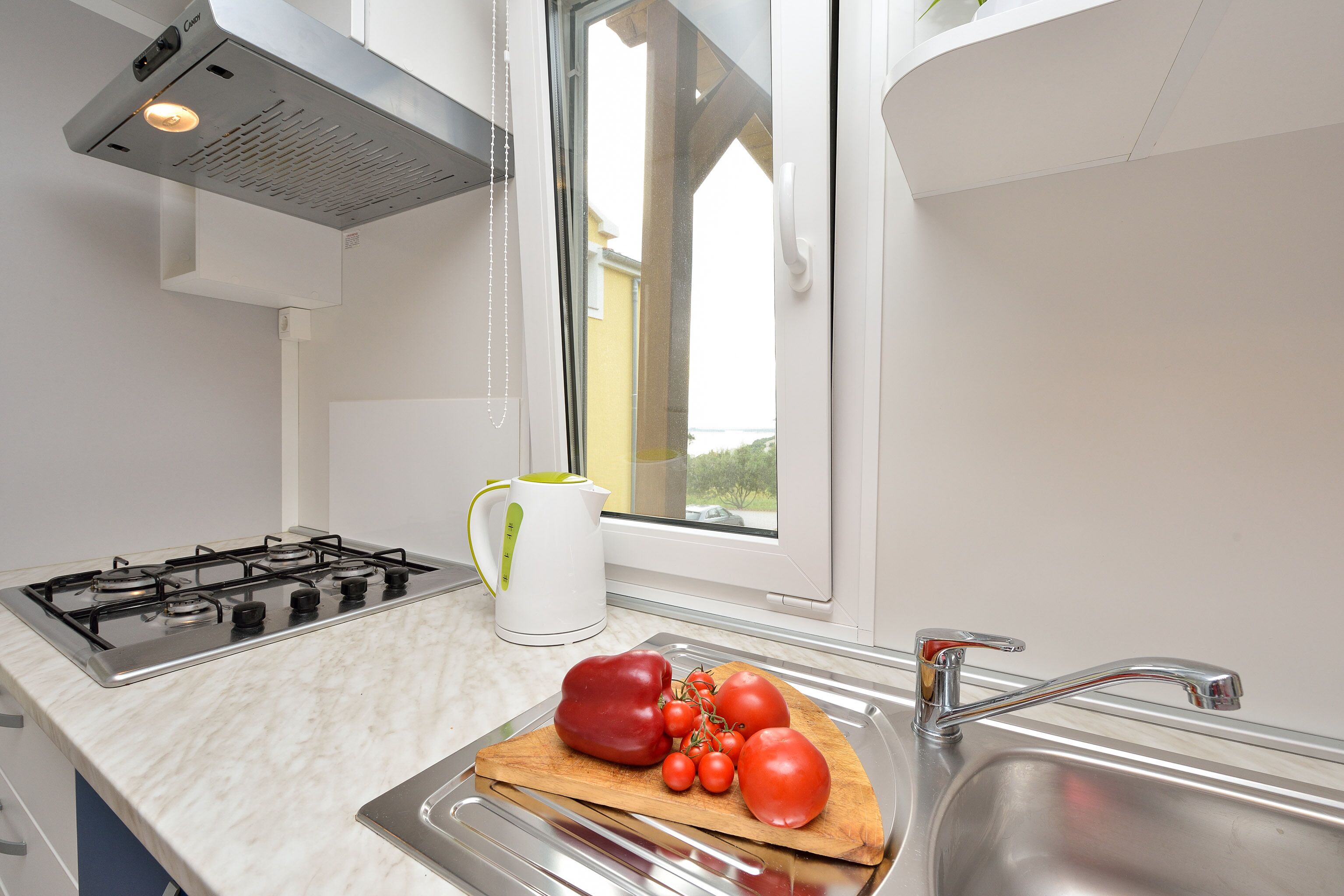 Mobile Familienunterkunft | Eigene Kochnische