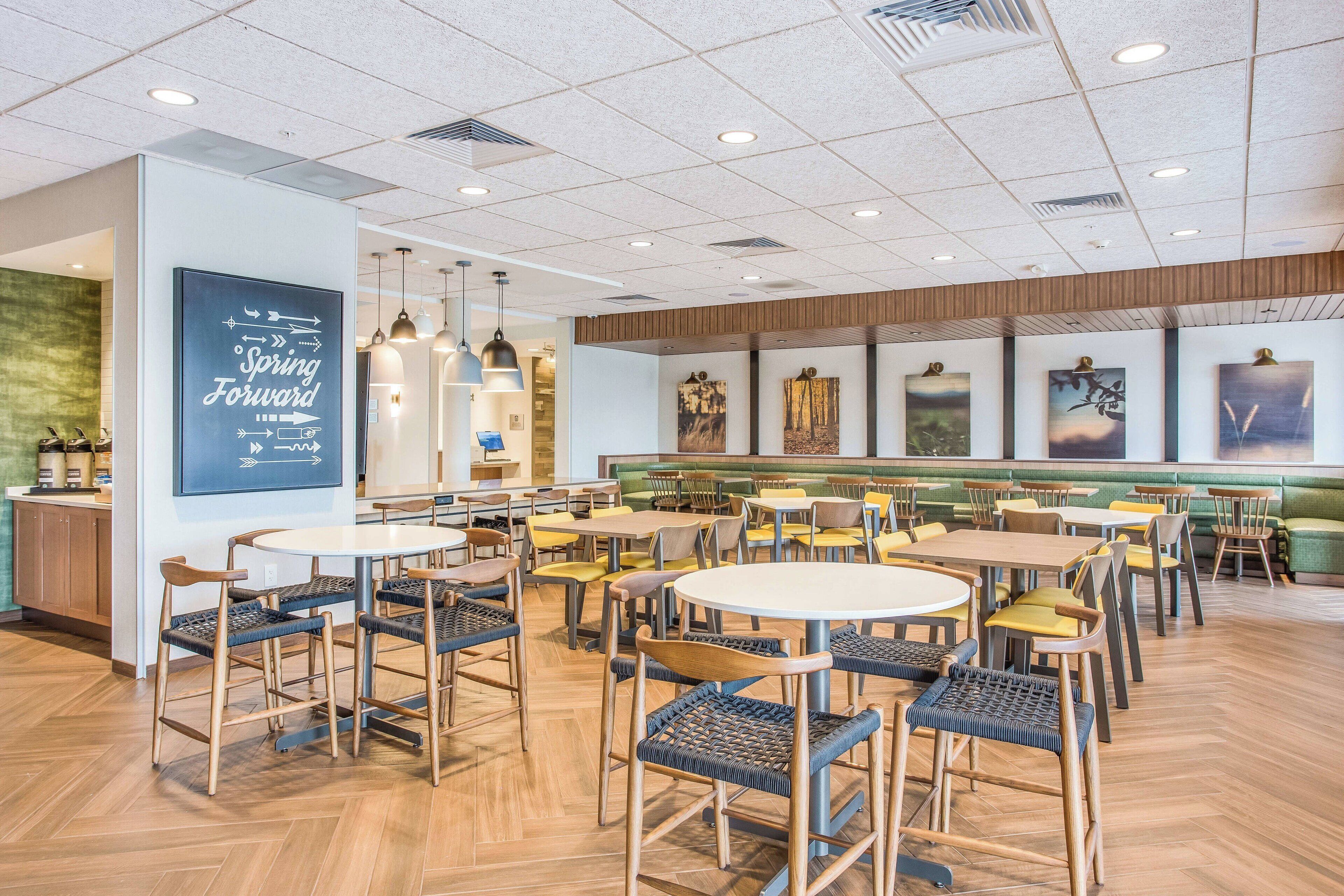 free daily continental breakfast