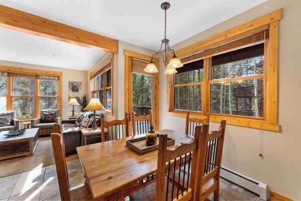 Dining - Serene Keystone Condo & Great Views from Balcony, Mins from Resort Shuttle (Keystone)