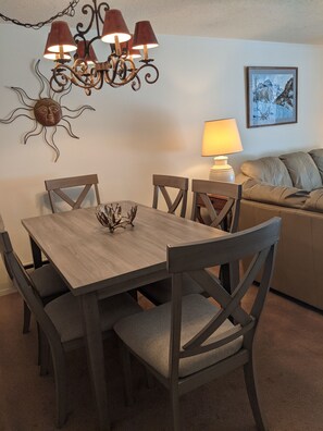 Dining - Great Two Bedroom Townhouse! Best Location in Ketchum! (Ketchum)