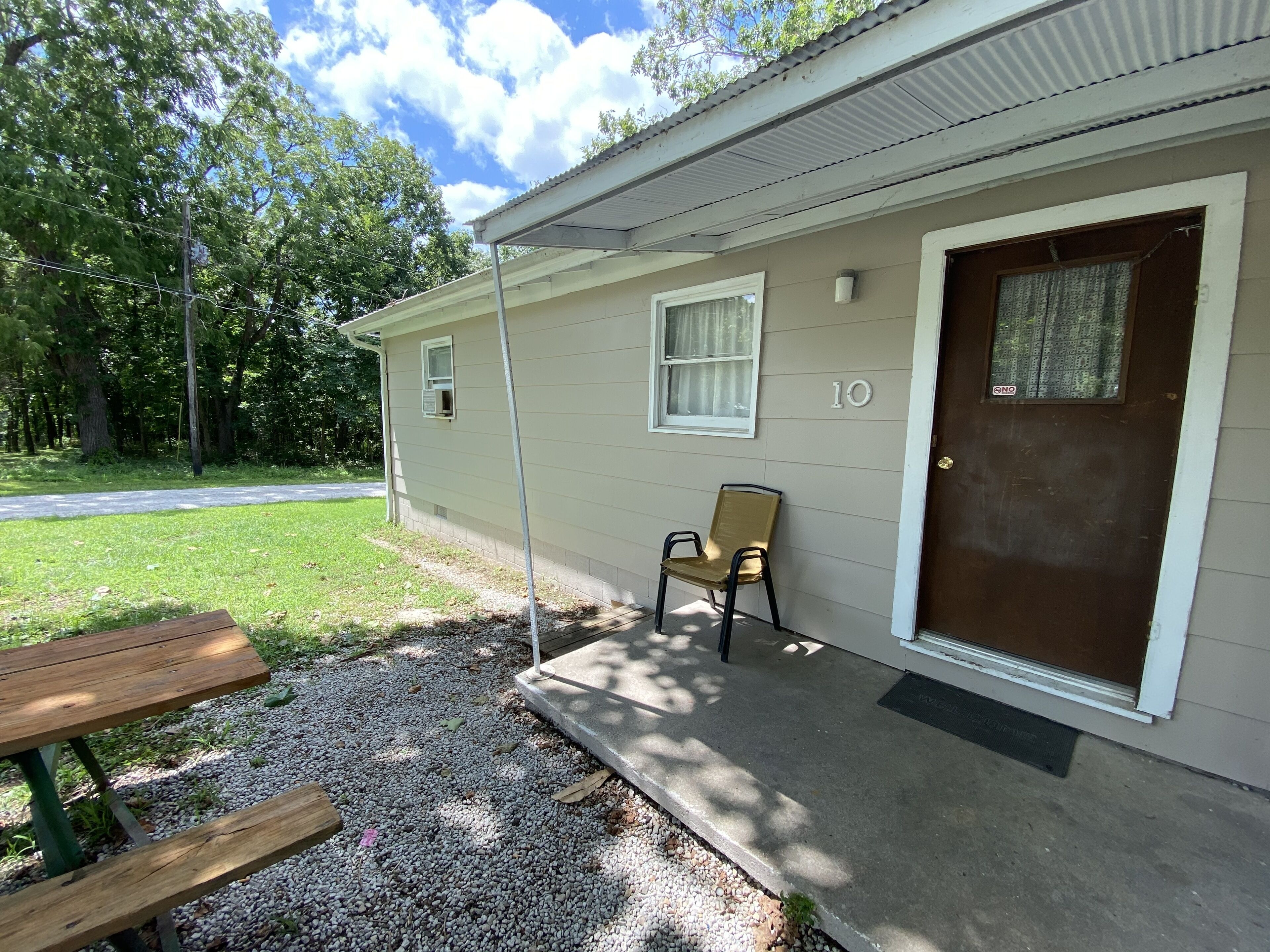 Hickory Grove Hideaway Cabin 10
