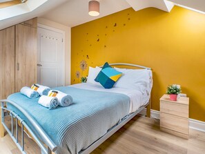 2 quartos, ferros/tábuas de passar roupa, Wi-Fi de cortesia