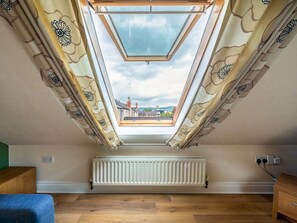 Interior - Beautiful 2BR Titanic View Loft in Central Belfast - Pass the Keys (Belfast)