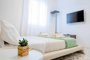 1 bedroom, iron/ironing board, WiFi