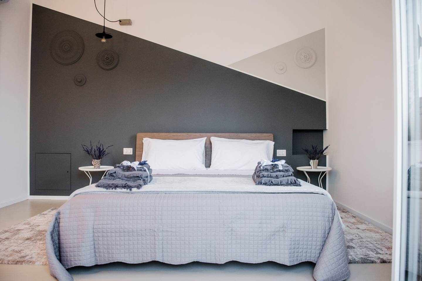 1 dormitorio, tabla de planchar con plancha, wifi