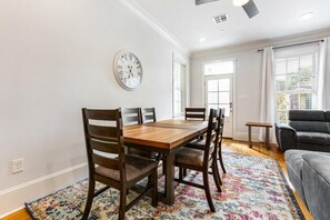 Dining - Modern 5 BR Condo | Large Pool | Near Everything (New Orleans)