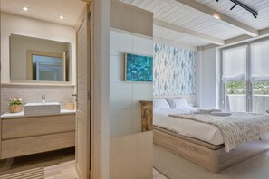 3 chambres, fer et planche à repasser, Wi-Fi, draps fournis