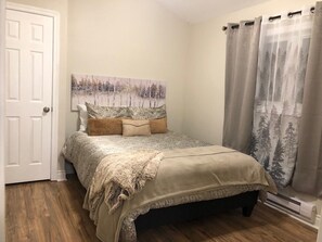 4 bedrooms, WiFi, bed sheets