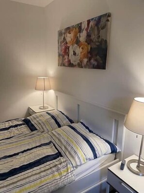 1 bedroom, in-room safe, iron/ironing board, free WiFi
