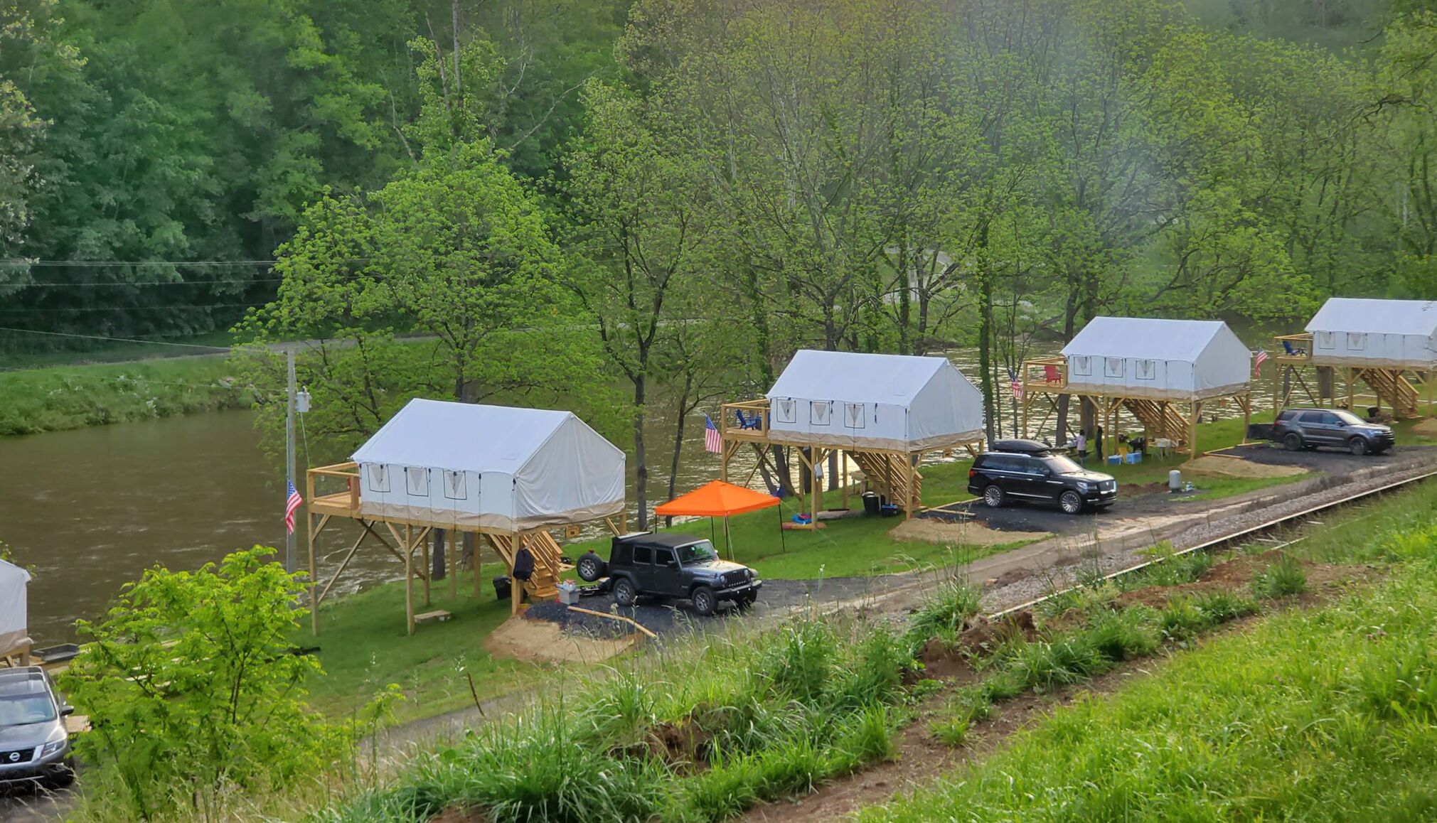 10 Best Glamping Spots In Blue Ridge Mountains, North Carolina