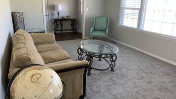 Smart-TV, Kamin, Videospiele, Computerbildschirme