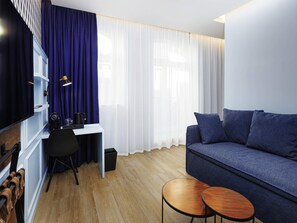 Minibar, desk, blackout drapes, soundproofing - Mercure Porto Centro Aliados (Porto)