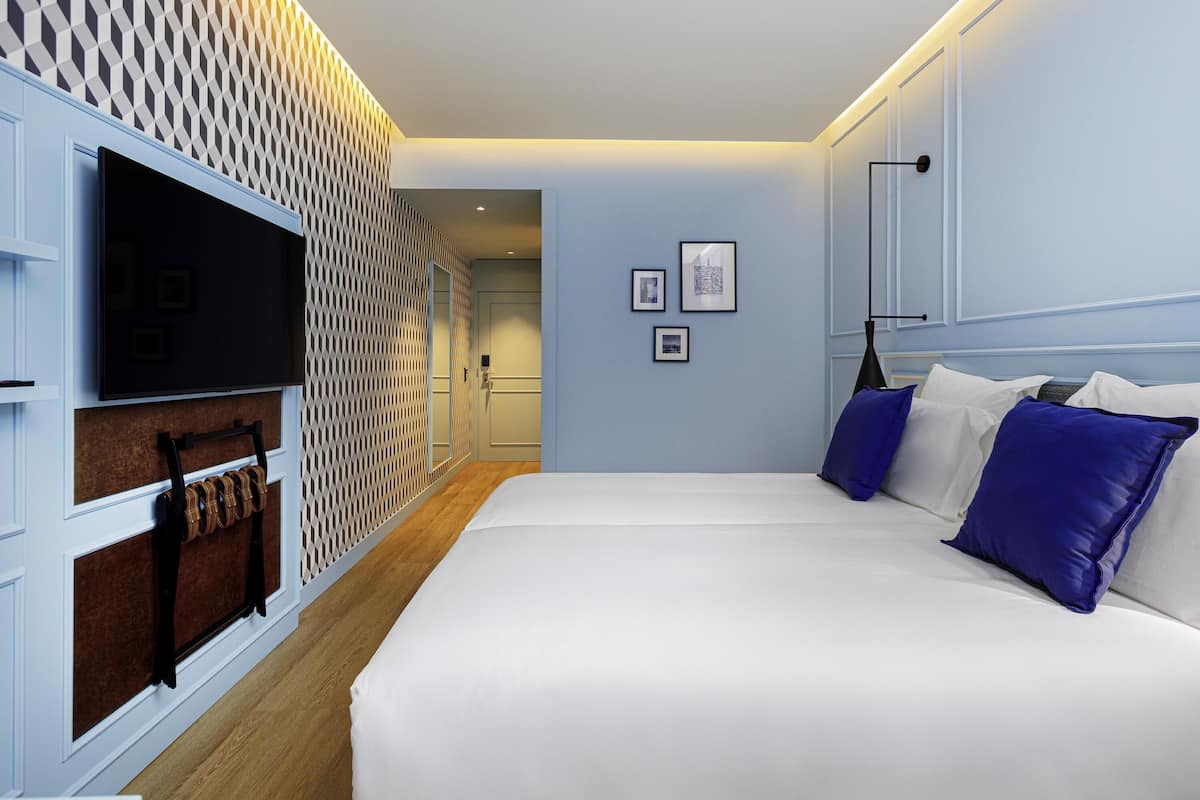 Minibar, desk, blackout curtains, soundproofing