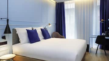 Minibar, escriptori, cortines opaques i habitacions insonoritzades