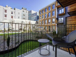 Chambre, 1 lit double, vue jardin