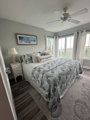 2 bedrooms, iron/ironing board, travel cot, free WiFi