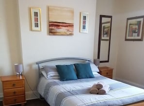 Double Room, Ensuite (Room 3) - The Parkers Arms (Paignton)