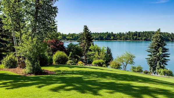 Condo (MH214) | Property grounds