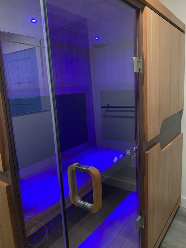 Behandlungsräume für Paare, Sauna, Hydrotherapie, Aromatherapie