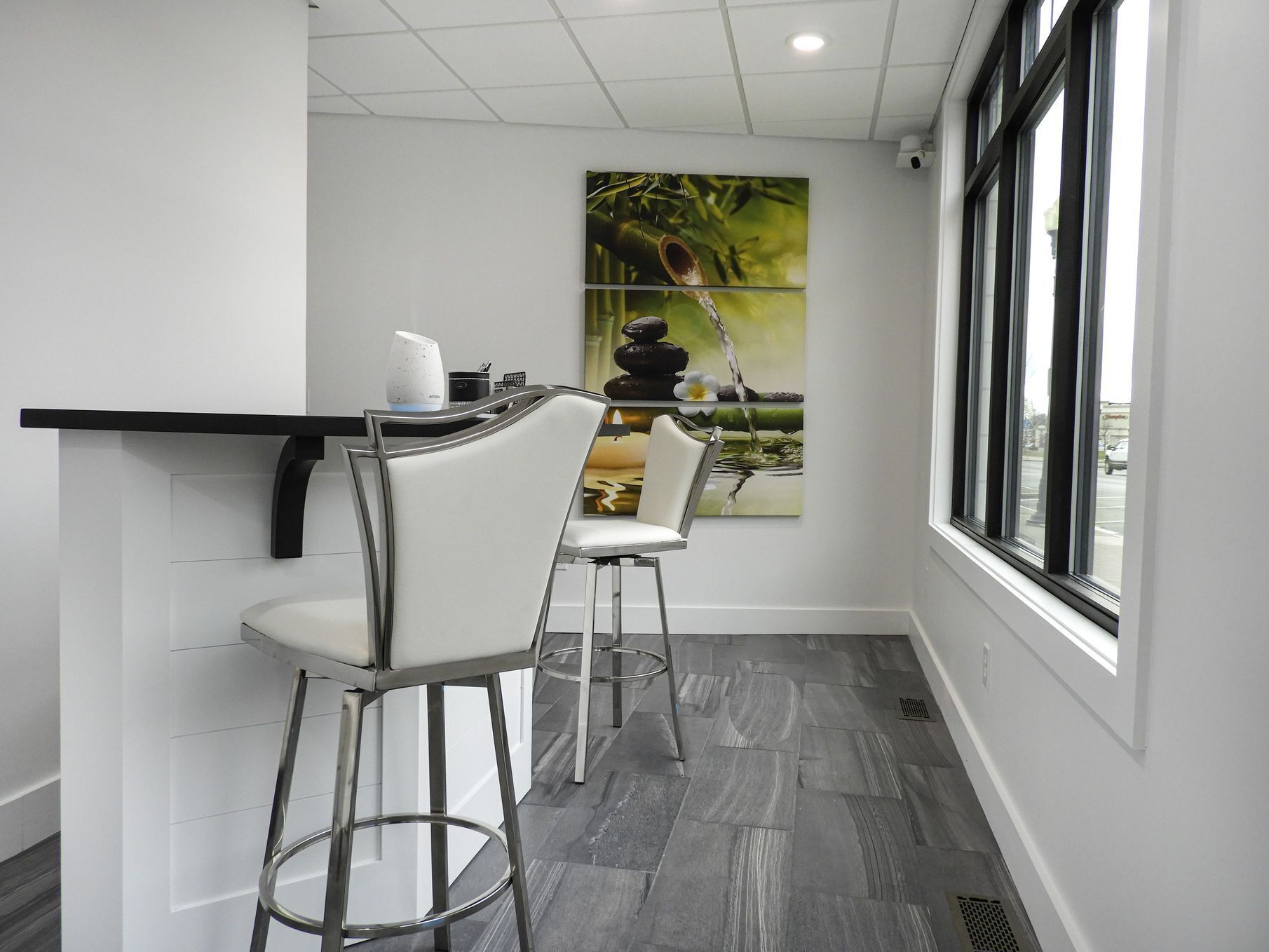 Couples treatment room(s), sauna, hydrotherapy, aromatherapy