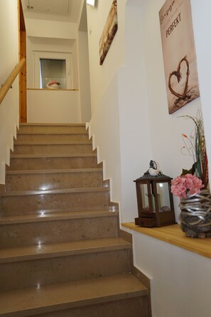 Interior - Freistehendes Ferienhaus mit Wintergarten in der Südeifel (Zemmer)