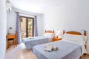 3 makuuhuonetta, silitysrauta/-lauta, vauvan matkasänky, ilmainen Wi-Fi