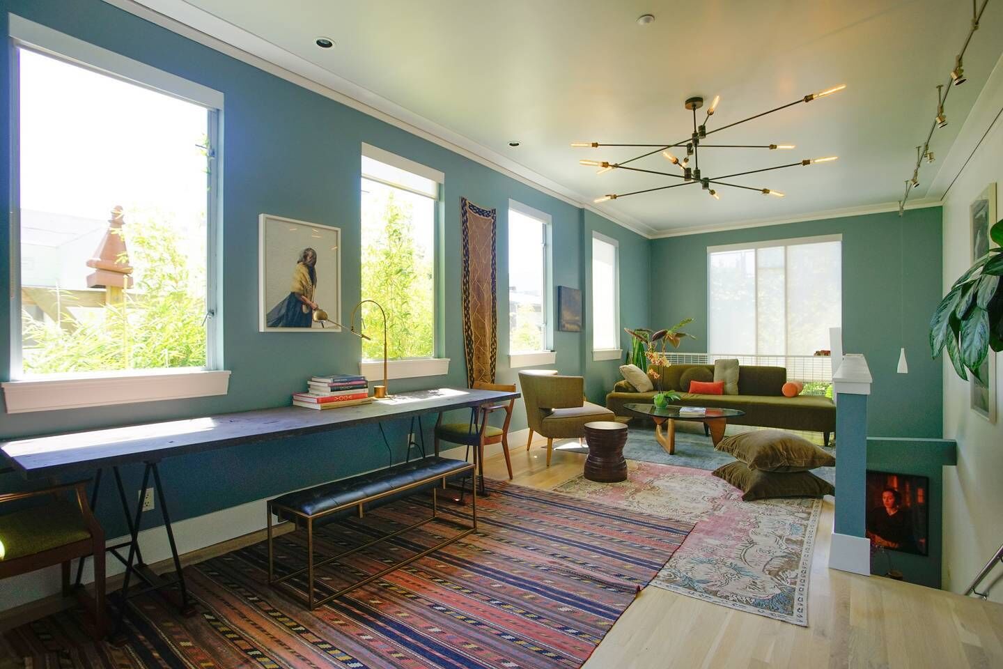Great tasteful flat in vibrant neighborhood