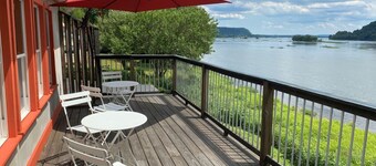 Susquehanna River Front luxury home