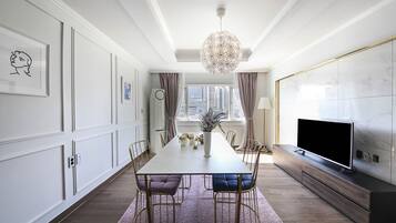 Royal Penthouse | Living area | Flat-screen TV