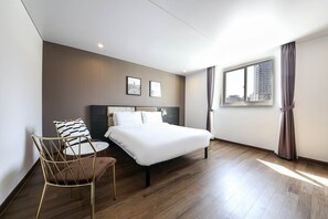 Standard Double Room, 1 Double Bed, Non Smoking, City View | Free WiFi - Hotel HYGGELIG - Hostel (Busan)