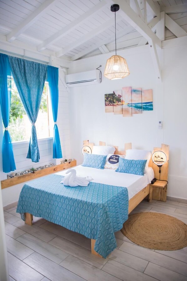 1 bedroom, iron/ironing board, travel crib, WiFi