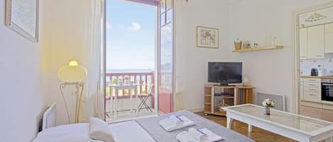 1 室のベッドルーム、アイロン / アイロン台、WiFi、ベッドシーツ