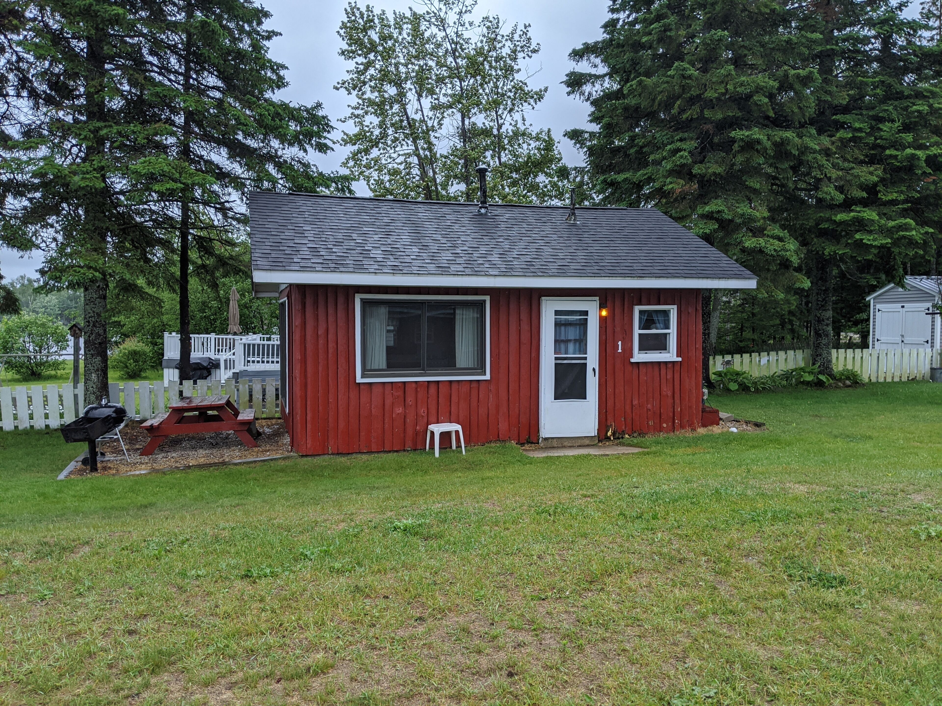 Lakefront Cabin Rental Resort -Cabin 1-Fish, Sightseeing, & Ride Trails
