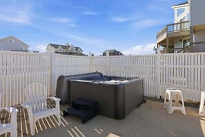 Terrace/patio - 1509 - Sandpiper, Ocean Views and a very Short Walk to the Beach w/Private Pool! (Corolla)