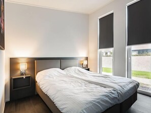 2 Schlafzimmer, Schreibtisch, Internetzugang