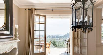 Mandelieu Villa with Rooftop